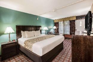 Hotel Super 8 By Wyndham Meadowlands 2*