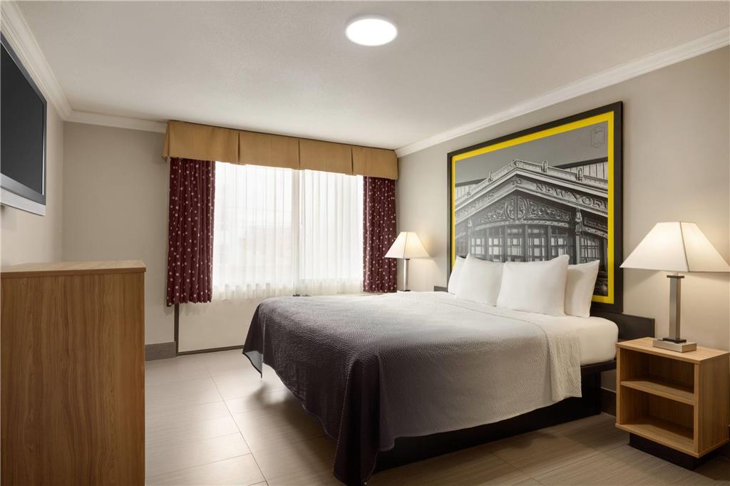 Super 8 By Wyndham Meadowlands Hotel 2*
