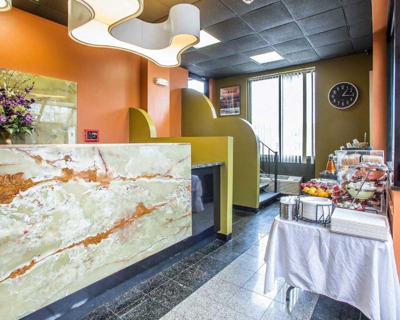 Super 8 By Wyndham Meadowlands Carlstadt